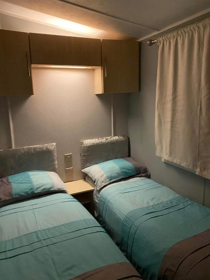 Villa Manor Park Hunstanton Pets Go Free Linen Included Exterior foto
